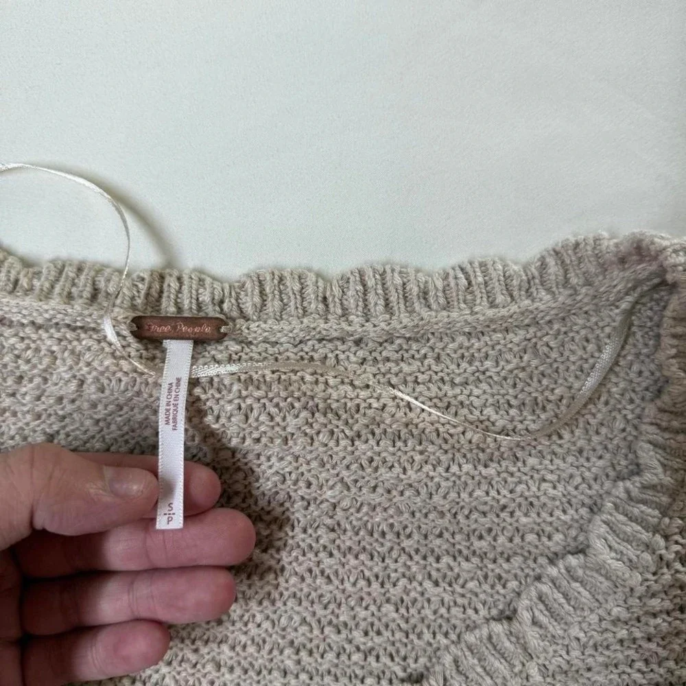 Boho‎ knit top  cream knit Free People size small crochet sweater top